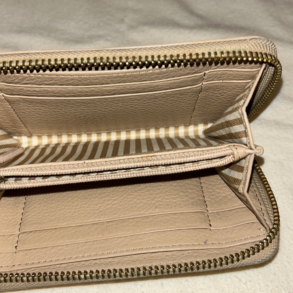 Kate Spade Wallet - Picture 3 of 5